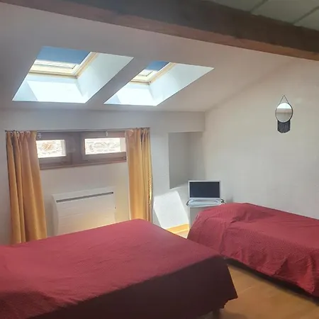 Les Galapians Hotel